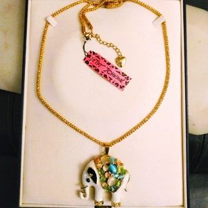 Stylish White Golden Rhinestone Elephant Necklace.